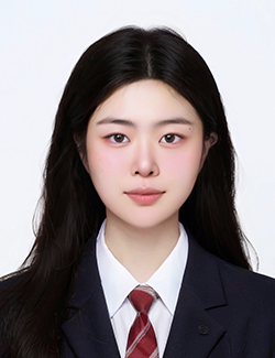 李 佳文 さん　中国